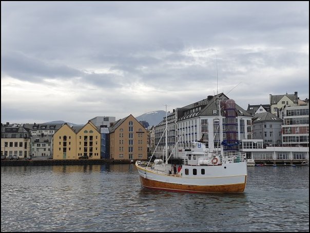 Alesund19017.jpg