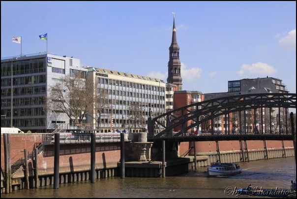 Hamburg25_2012.jpg