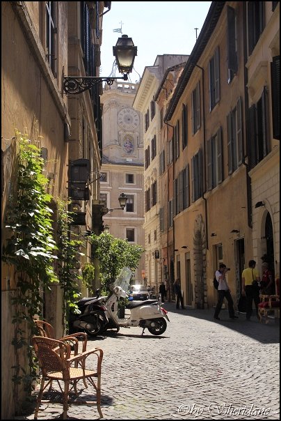 Rom14009.jpg