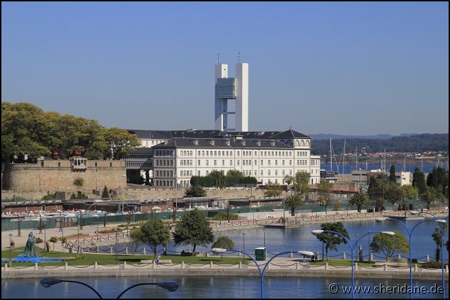 Coruna15051.jpg