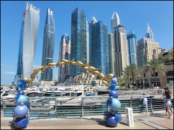 Dubai23008.jpg