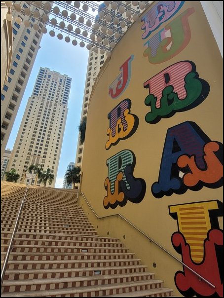 Dubai23012.jpg