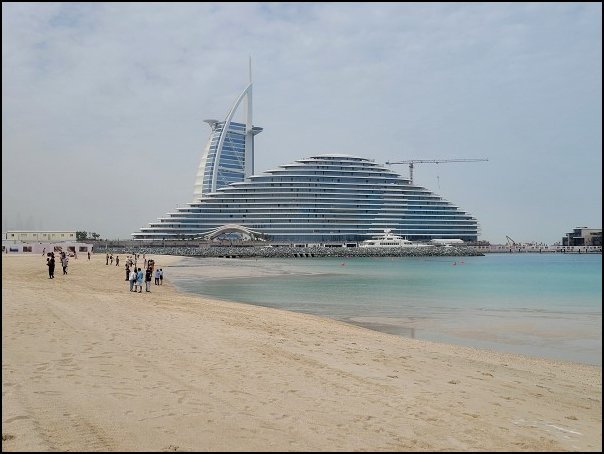 Dubai23295.jpg