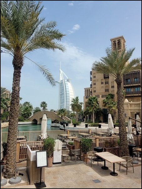Dubai23303.jpg
