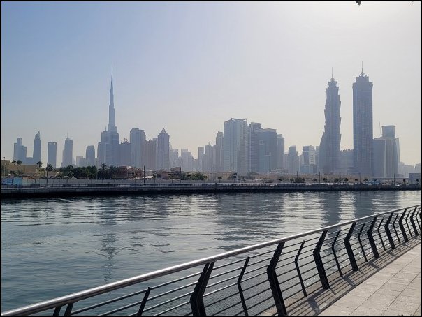 Dubai23379.jpg