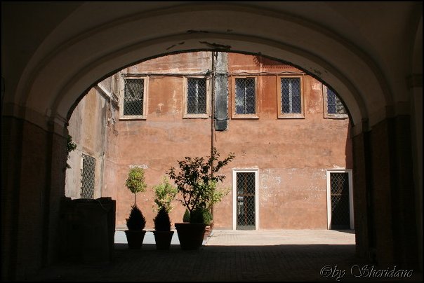 Rom034.jpg