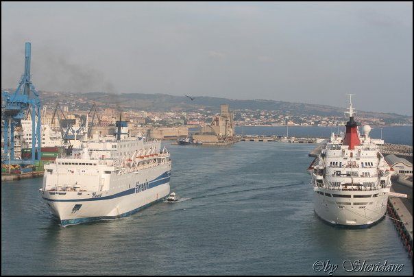 Rom048.jpg